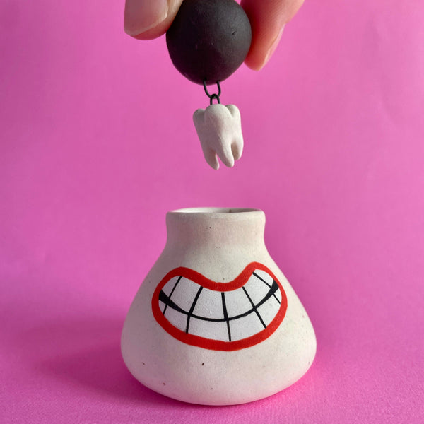 [Secret] Tooth Jars
